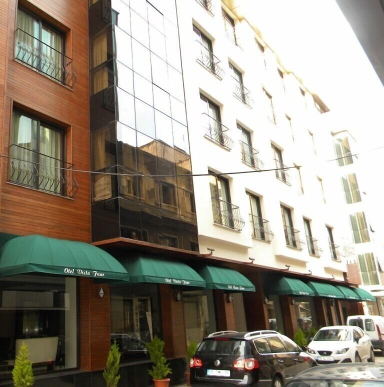 Hotellfasad vid Vesta Fuar Otel i Izmir, Turkiet.